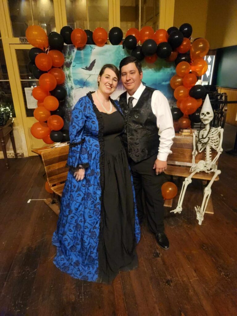 The quality shocked me—instead of flimsy costume material, the fabric is soft, vibrant, and surprisingly sturdy. The rich color and elegant detailing made me feel like a true Victorian lady, and I received endless compliments all night.